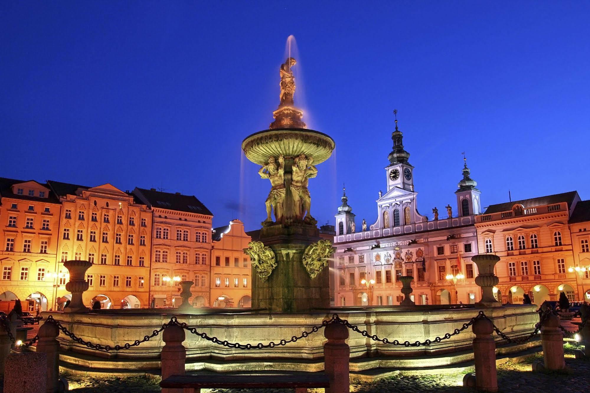 Hotel Dvorak Ceske Budejovice Kültér fotó